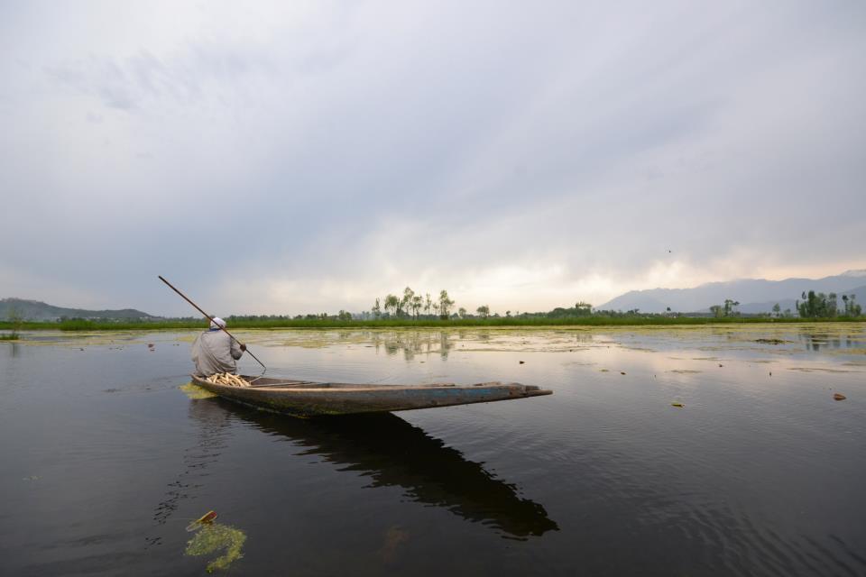 Houseboat Lily Of Nageen Srīnagar Exterior foto